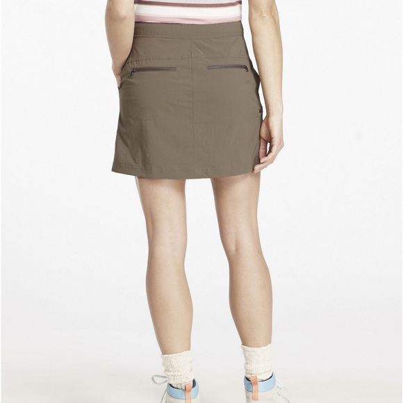 L.L. Bean Water-Repellent Comfort Trail Skort - Picture 2 of 13
